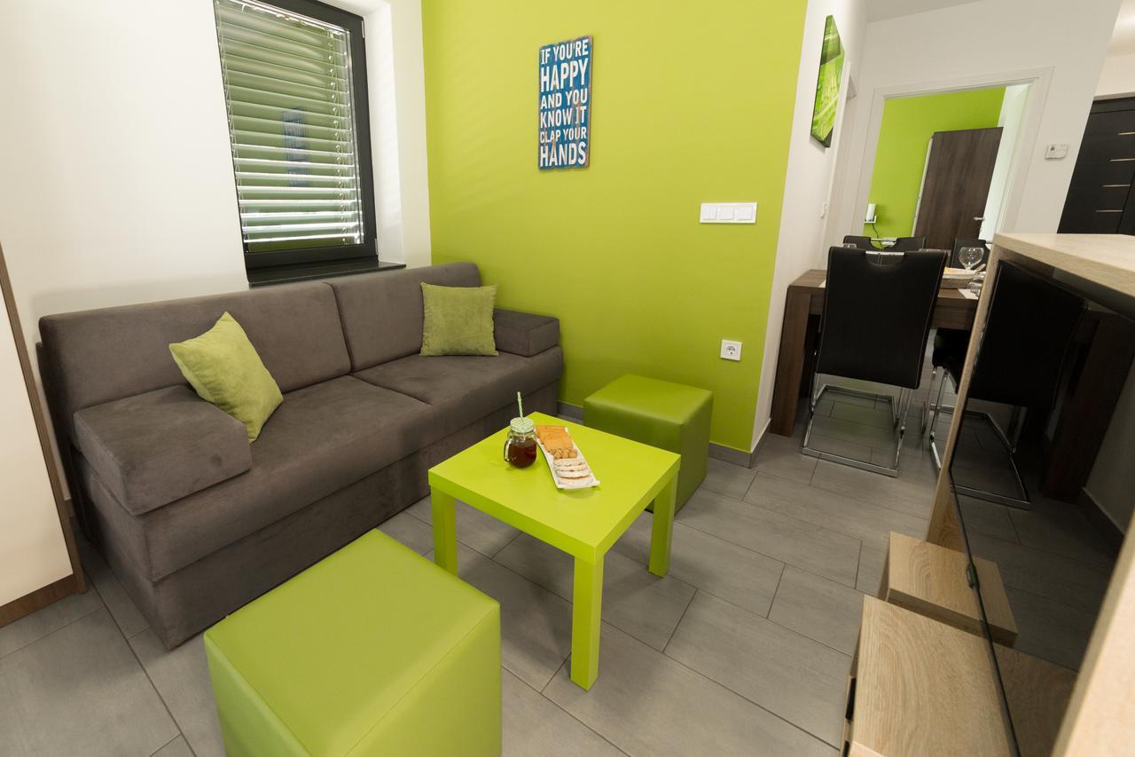 Apartma Mariposa Banovci Esterno foto