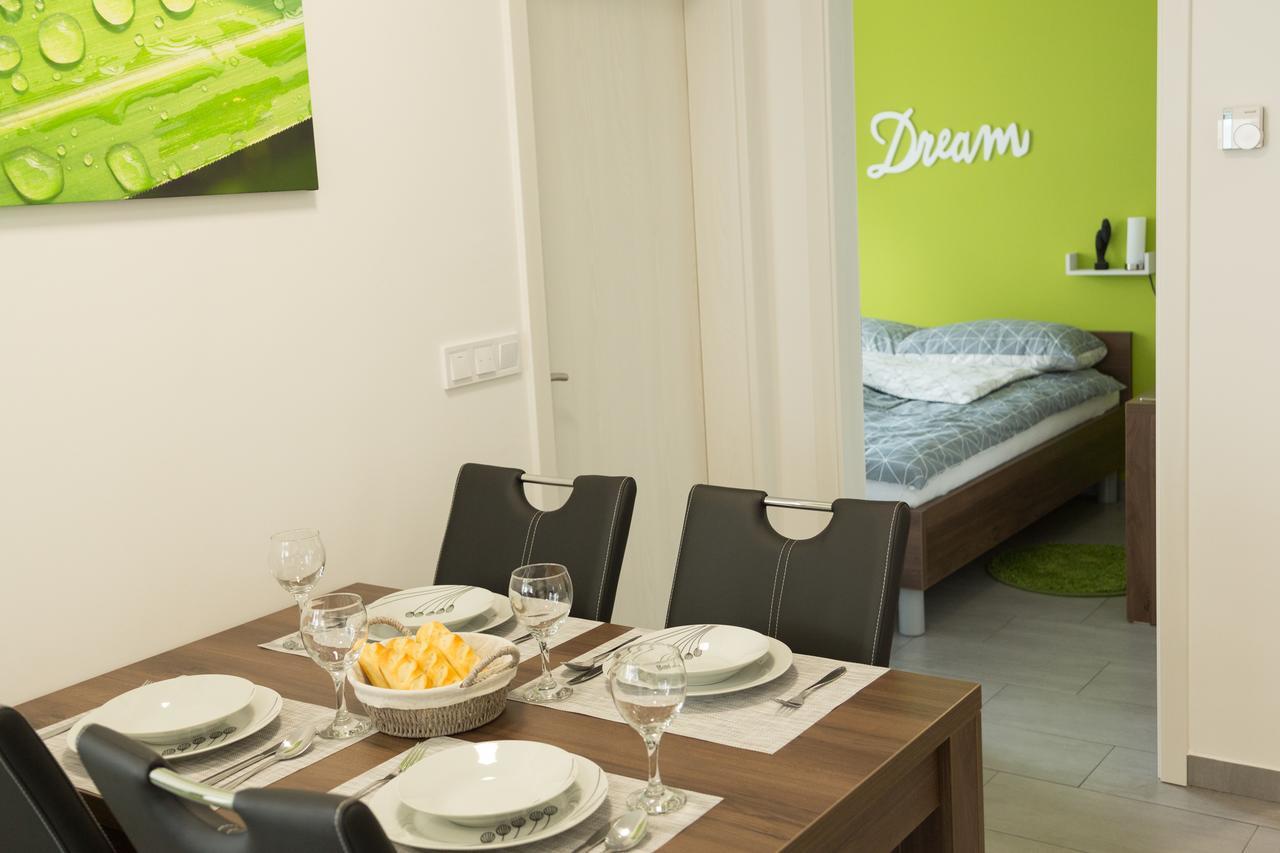 Apartma Mariposa Banovci Esterno foto