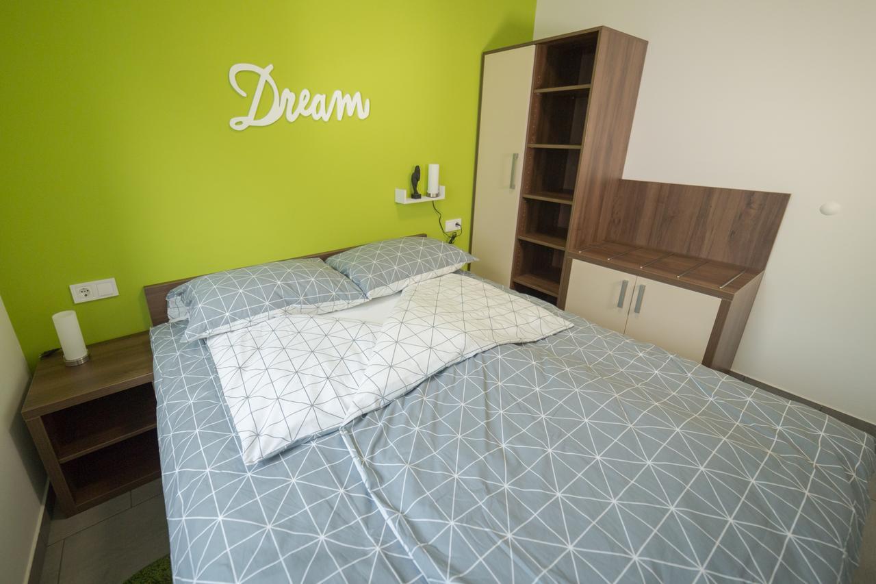 Apartma Mariposa Banovci Esterno foto